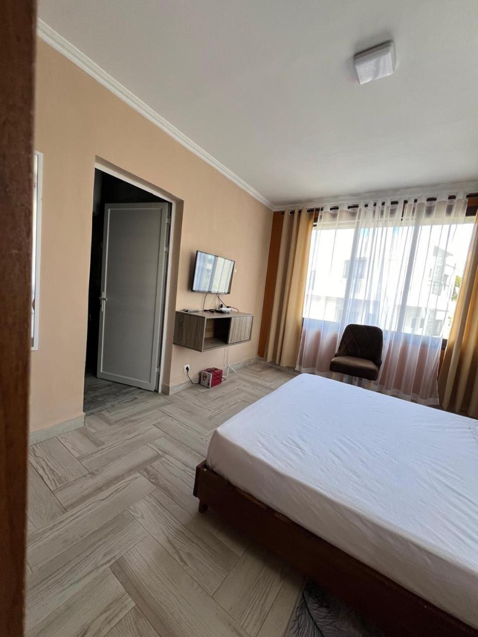 Guest House Nohfy Антананариву Экстерьер фото
